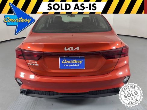 Used 2022 Kia Forte LXS FWD image 8