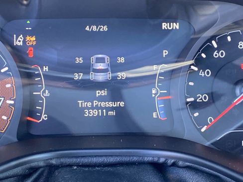 Certified 2022 Jeep Compass Altitude w/ Sun and Sound Group AWD/4WD image 30