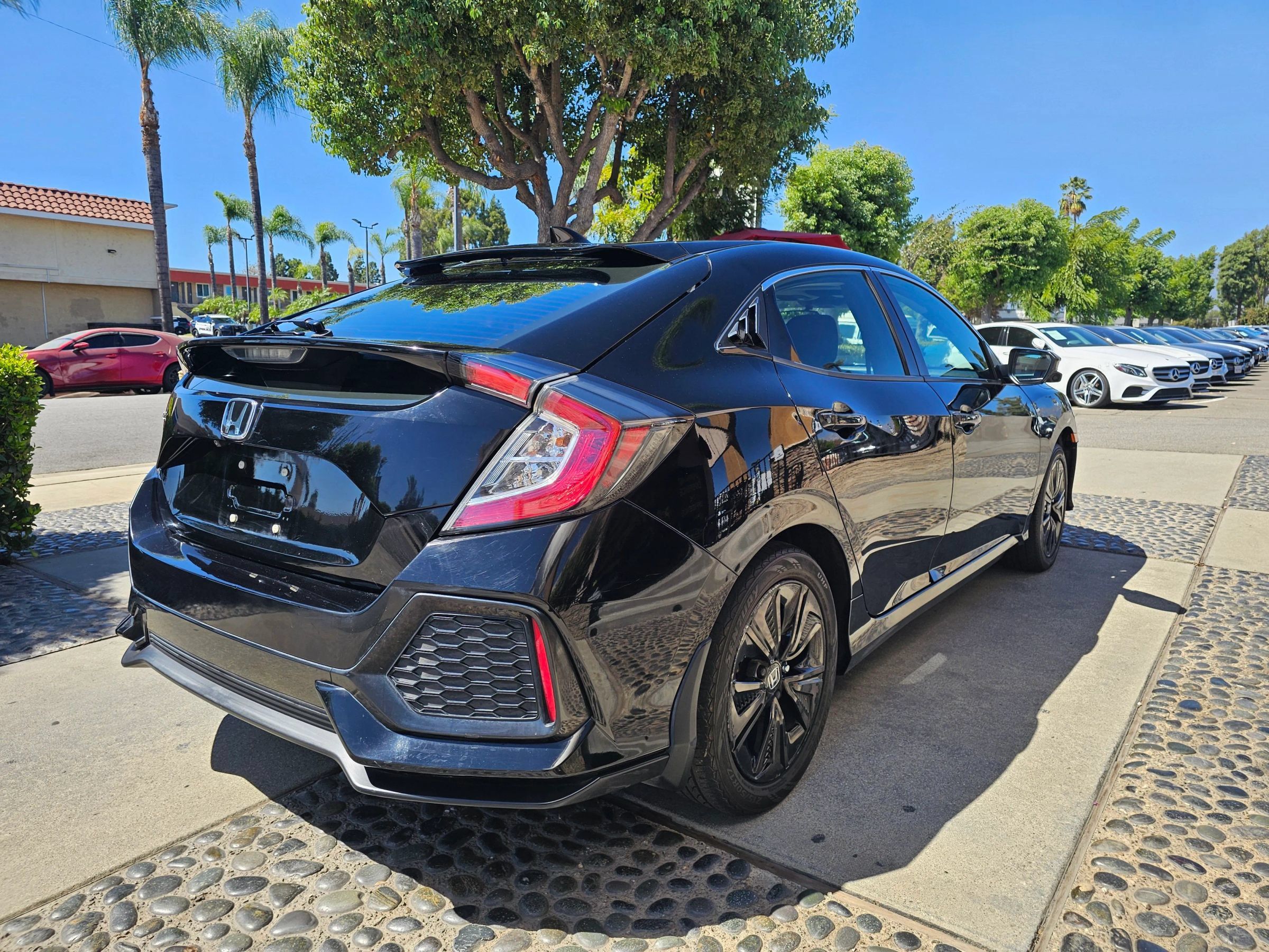 Used 2019 Honda Civic EX image 5