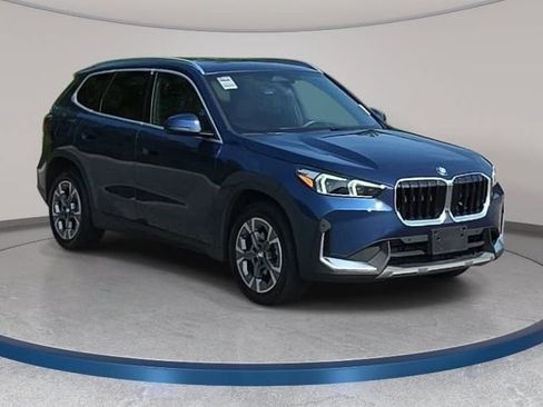 Used 2023 BMW X1 xDrive28i w/ Convenience Package AWD/4WD image 3