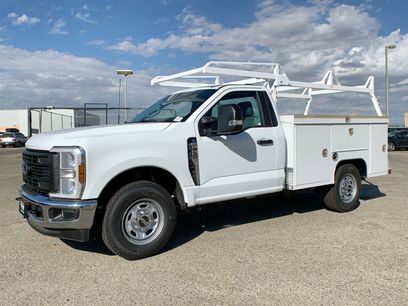 New 2026 Ford F250 XL w/ XL Chrome Package