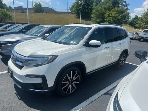Used 2019 Honda Pilot Touring image 2