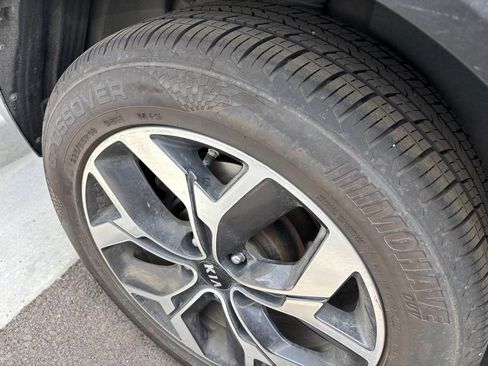 Certified 2021 Kia Sportage EX AWD/4WD image 11