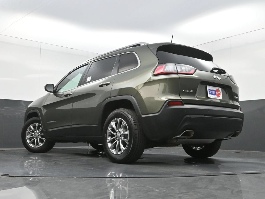 Used 2021 Jeep Cherokee Latitude Lux w/ Comfort/Convenience Group AWD/4WD image 27