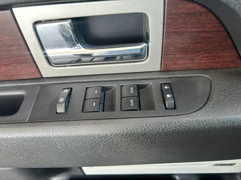 Used 2014 Ford F150 King Ranch w/ King Ranch Luxury Package AWD/4WD image 20