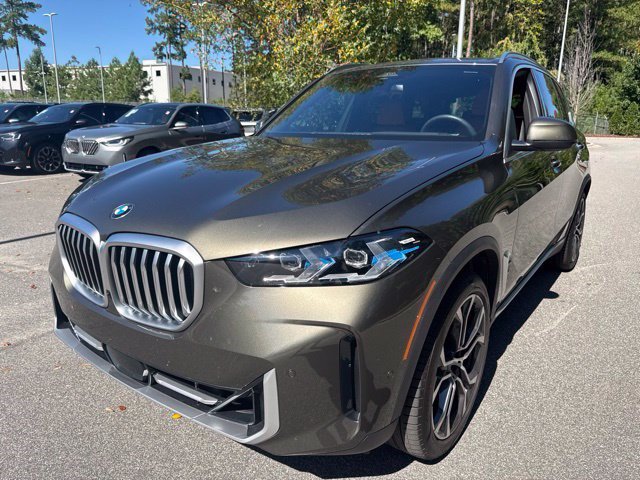 Certified 2026 BMW X5 xDrive40i w/ Climate Comfort Package AWD/4WD image 9