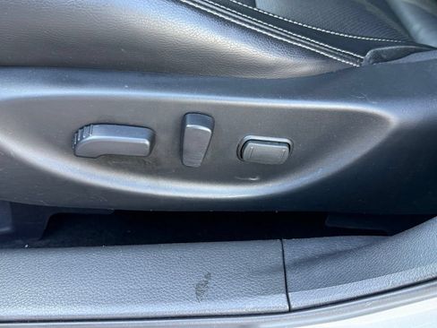 Used 2017 Nissan Maxima 3.5 SV FWD image 25
