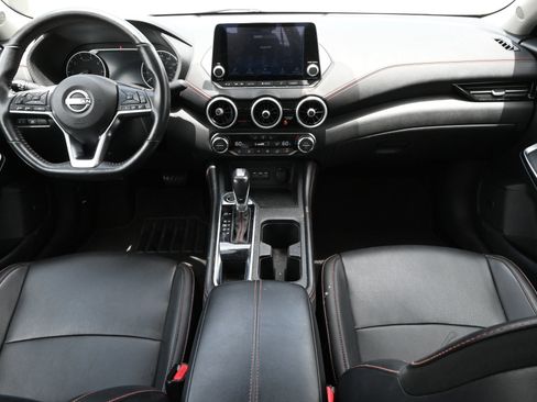 Used 2024 Nissan Sentra SR w/ SR Premium Package FWD image 8