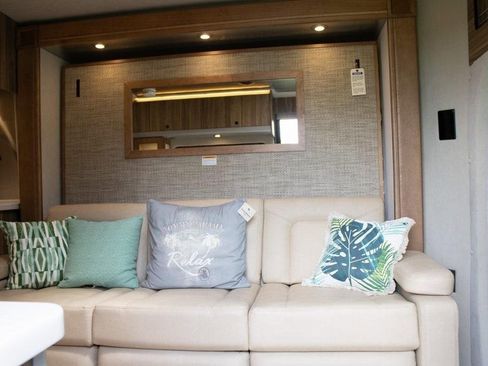 Used 2022 Mercedes-Benz Sprinter 3500 image 29