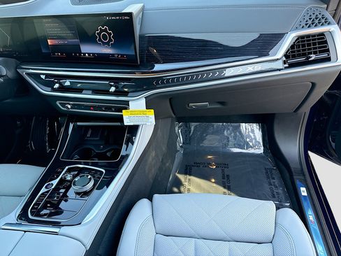 New 2026 BMW X5 xDrive40i w/ Executive Package image 18
