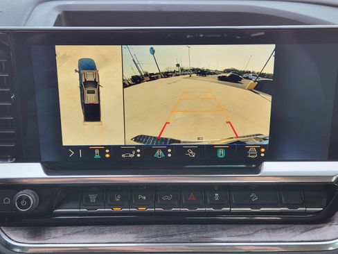 Used 2025 Chevrolet Silverado 2500 LTZ w/ LTZ Convenience Package image 20