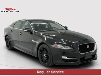 Used 2017 Jaguar XJ R-Sport video 1