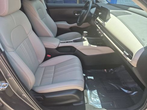 Used 2025 Honda HR-V EX-L image 30