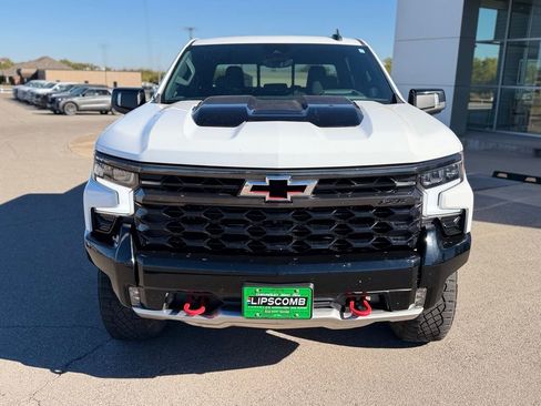 Used 2024 Chevrolet Silverado 1500 ZR2 w/ Technology Package AWD/4WD image 5