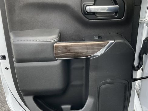 Used 2020 Chevrolet Silverado 1500 LT w/ All-Star Edition image 32