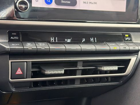 Certified 2025 Toyota Camry LE image 18