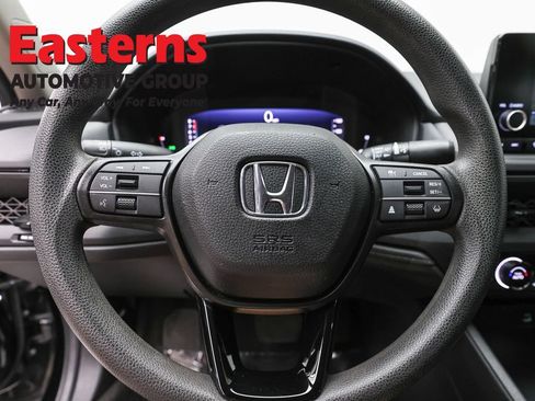 Used 2025 Honda Accord LX image 10