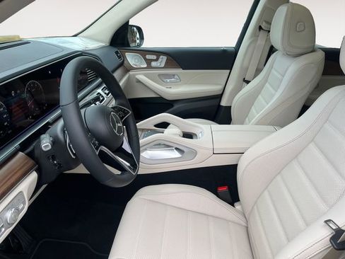 New 2026 Mercedes-Benz GLE 450 4MATIC image 9