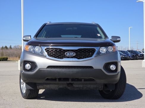 Used 2011 Kia Sorento EX image 9