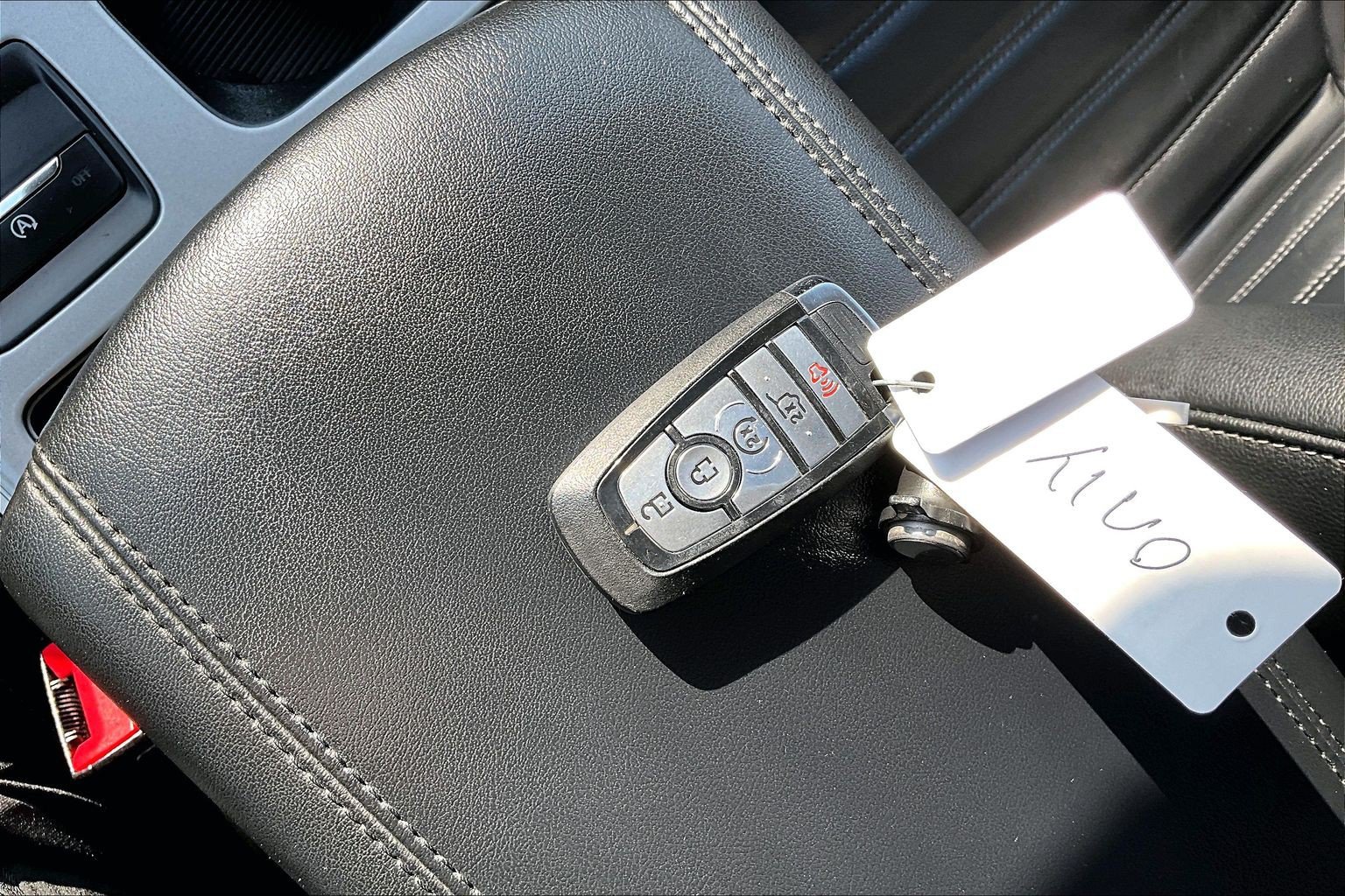 Used 2024 Ford Edge SEL w/ Convenience Package AWD/4WD image 12