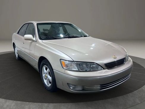 Used 1997 Lexus ES 330 image 4