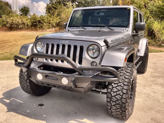 Used 2016 Jeep Wrangler Unlimited Rubicon w/ Connectivity Group AWD/4WD image 2
