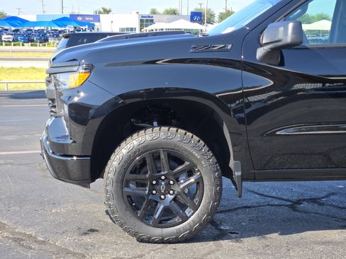 New 2026 Chevrolet Silverado 1500 Custom Trail Boss w/ Midnight Edition image 5