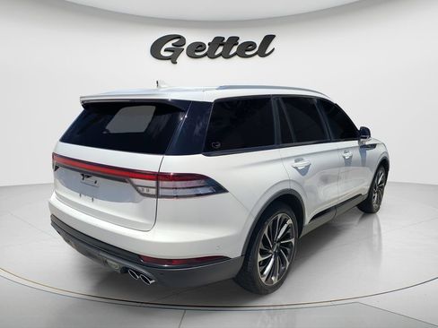Used 2020 Lincoln Aviator Reserve w/ Equipment Group 202A AWD/4WD image 4