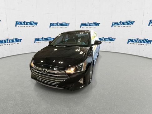 Used 2020 Hyundai Elantra SEL w/ Cargo Package (C1) FWD image 4