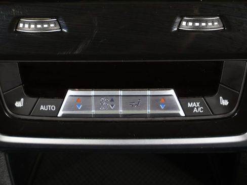 Used 2022 BMW X5 xDrive40i AWD/4WD image 63