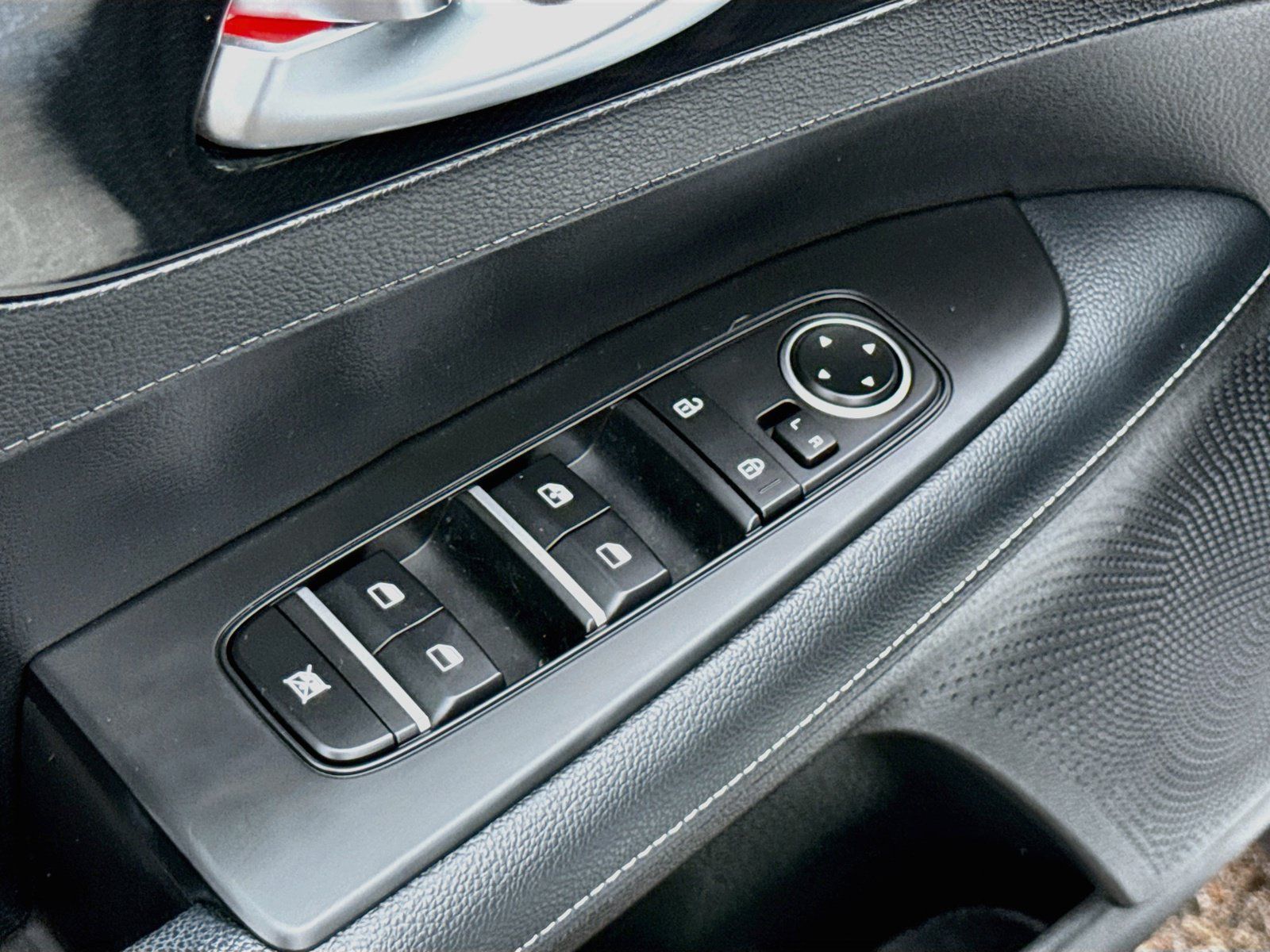 Used 2023 Kia Forte GT-Line FWD image 10