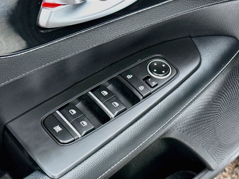 Used 2023 Kia Forte GT-Line FWD image 10