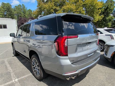 Used 2026 GMC Yukon XL Denali w/ Denali Reserve Package AWD/4WD image 6