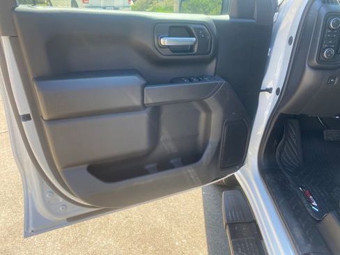 New 2026 Chevrolet Silverado 1500 Custom Trail Boss AWD/4WD image 10