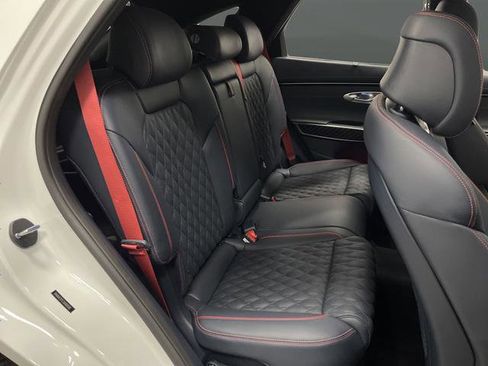 Used 2025 Genesis GV70 3.5T Sport w/ Sport Prestige Package image 32