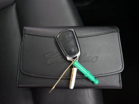 Used 2017 Cadillac XT5 Luxury w/ Driver Awareness Package image 55