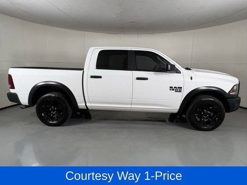 Used 2024 RAM 1500 Warlock AWD/4WD image 12