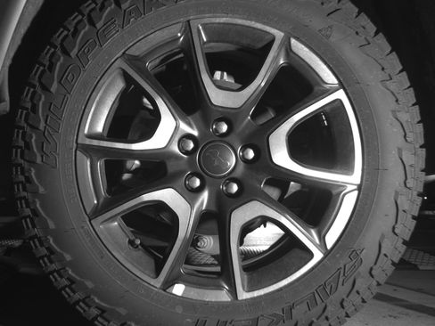 Used 2025 Jeep Compass Trailhawk image 14