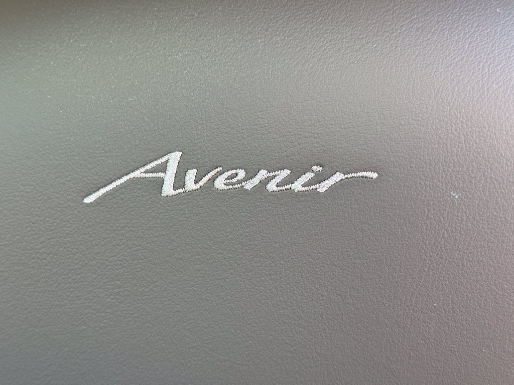 Used 2023 Buick Envision Avenir AWD/4WD image 16