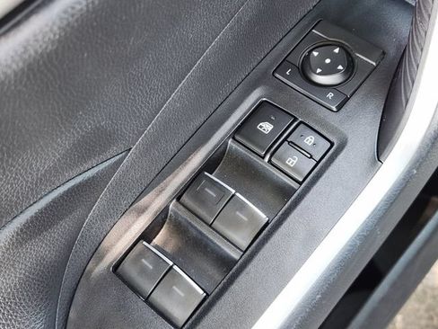 Certified 2025 Toyota RAV4 XLE AWD/4WD image 18