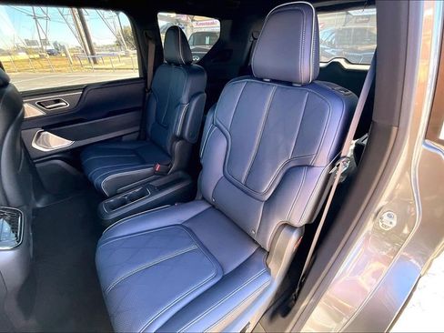 New 2026 INFINITI QX80 4WD image 14