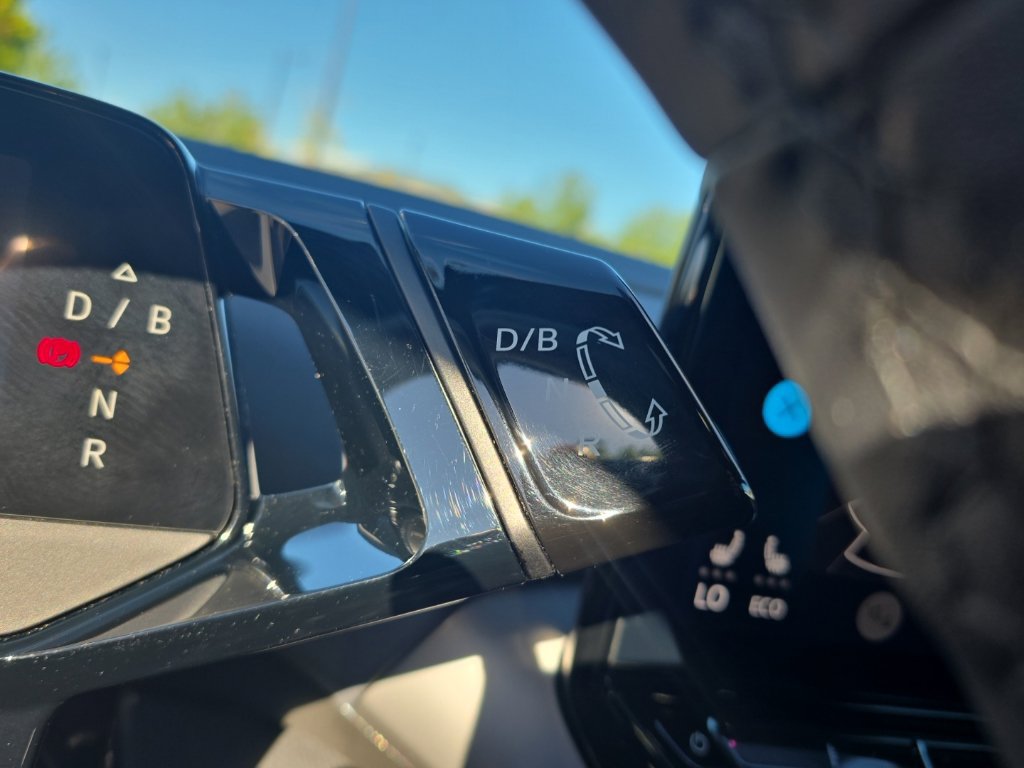 Certified 2023 Volkswagen ID.4 Pro S AWD/4WD image 22