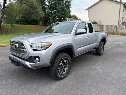 Used 2017 Toyota Tacoma TRD Off-Road w/ Tow Package