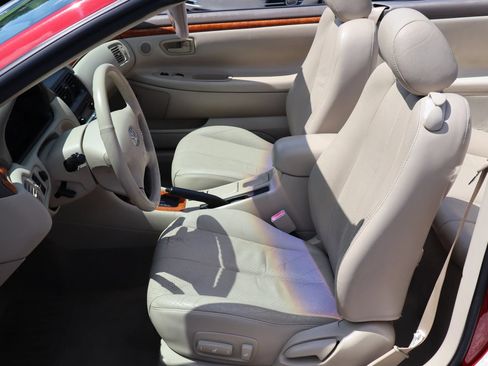 Used 2002 Toyota Solara SLE FWD image 10