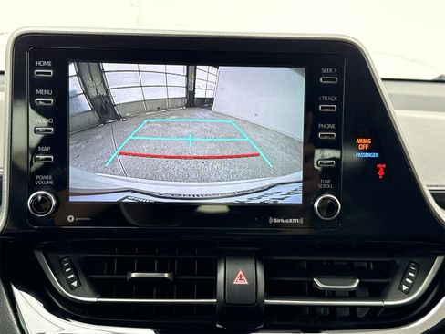 Used 2021 Toyota C-HR LE image 26