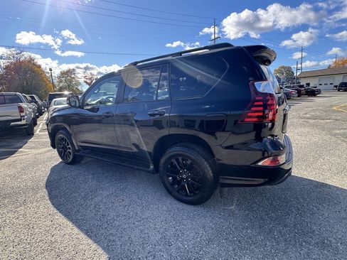 Used 2022 Lexus GX 460 image 19