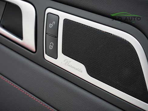 Used 2019 Mercedes-Benz AMG GT Roadster image 32