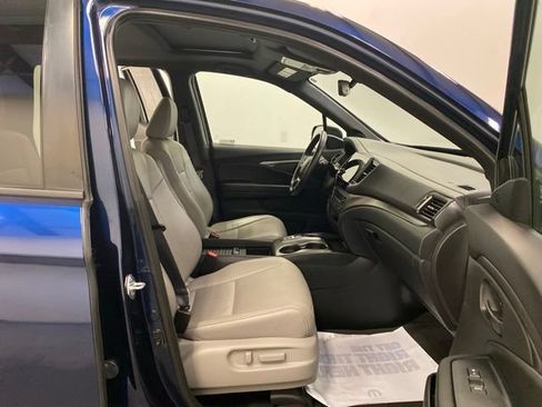 Used 2023 Honda Passport EX-L image 25