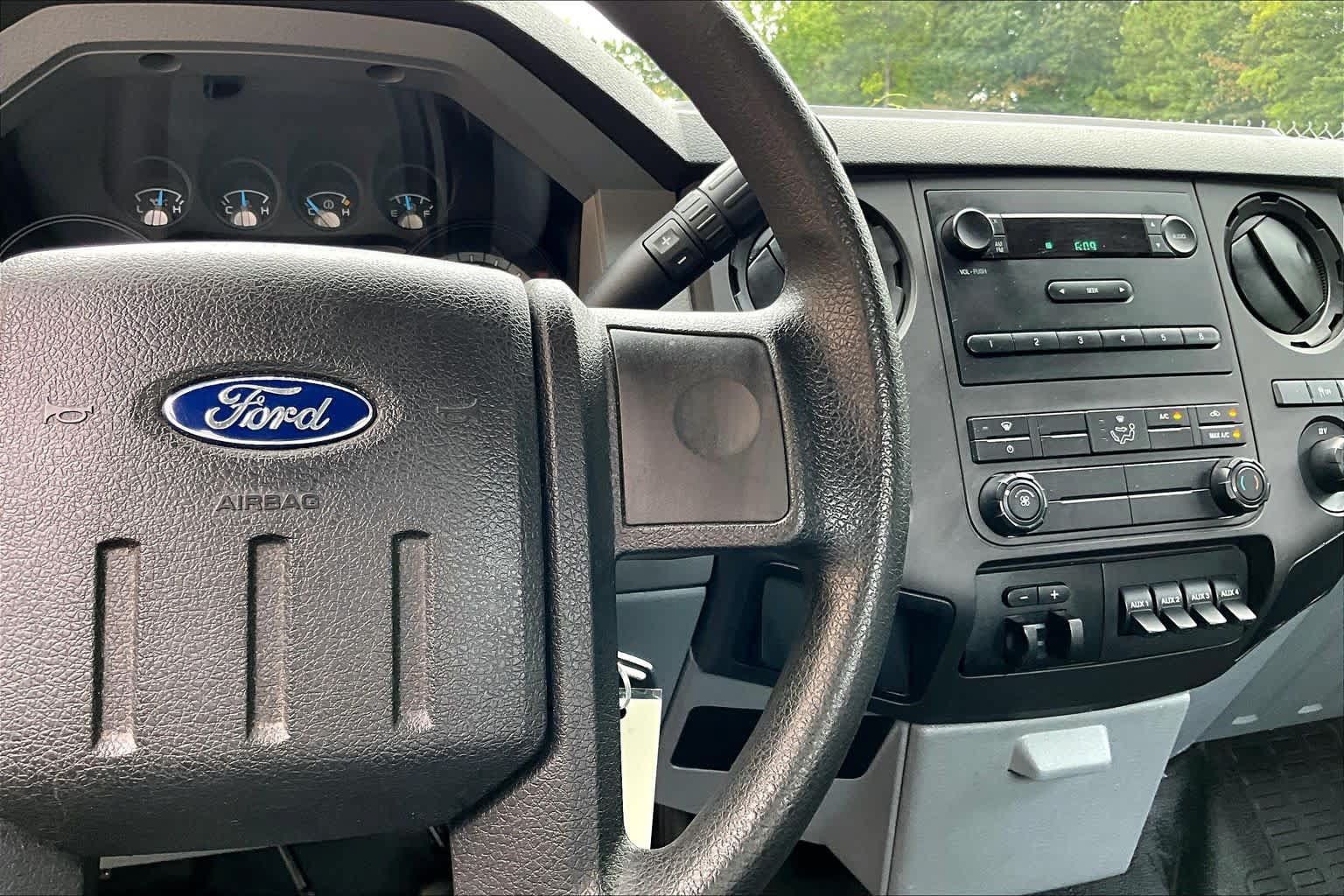 Used 2013 Ford F250 XL RWD image 23