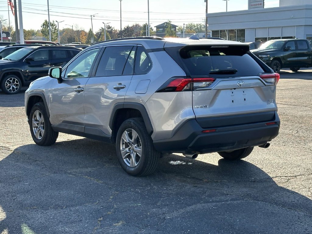 Used 2024 Toyota RAV4 XLE FWD image 6